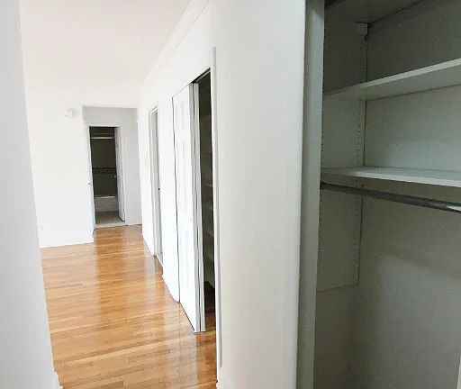 4th image of 144-87 41st Ave #528