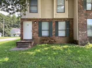 1982 N Royal St, Jackson, TN 38305