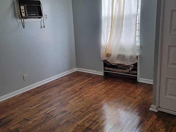 2nd image of 99 Washington Ave APT 1