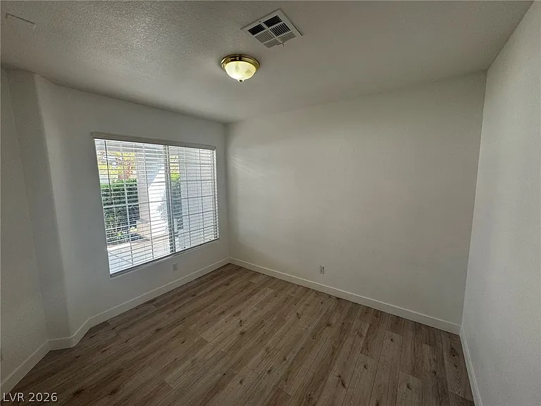 8772 Bridgeport Bay Ave — Photo 8