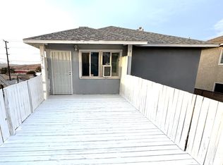 621 W Buena Vista St, Barstow, CA 92311