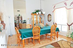 3rd image of 4044 E Mission Ln
