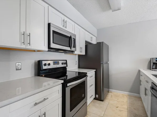 17810 Kings Park Ln #31, Houston, TX 77058