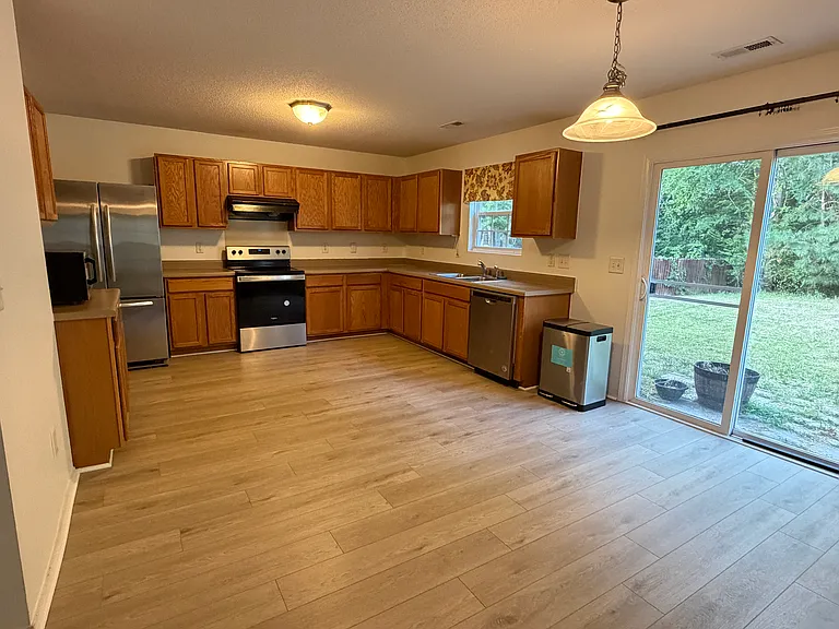 breakfast and kitchen