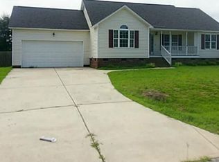 56 Banks St, Smithfield, NC 27577