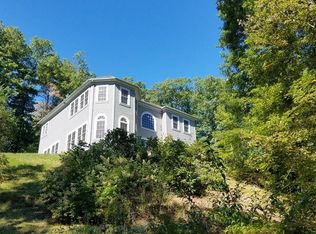 160 E Leverett Rd, Amherst, MA 01002