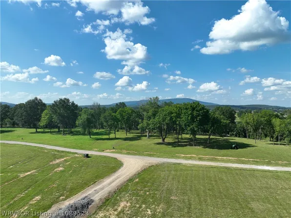 5 Rock Creek Dr, Wister, OK 74966