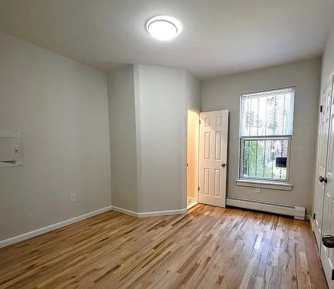297 3rd St #1 — Photo 8