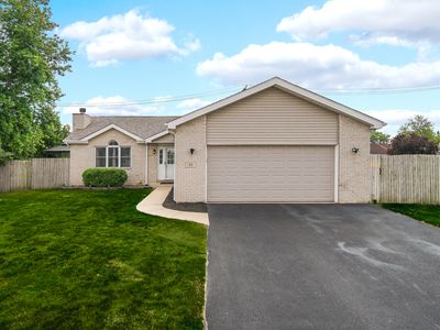 13 Sunset Ct, Steger, IL, 60475
