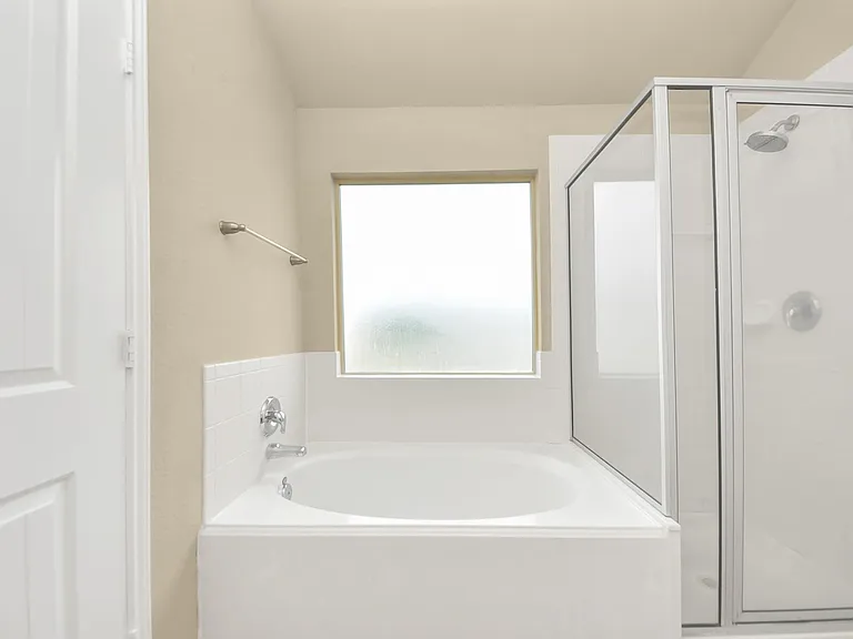 6106 Grassy Haven Ln — Photo 37