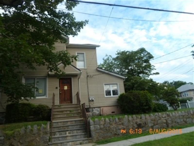 2nd image of 603 S 6th Ave