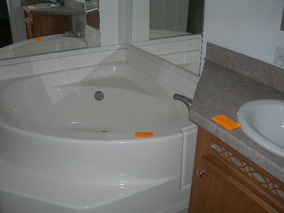 5th image of 120 Chatham Forest Cir