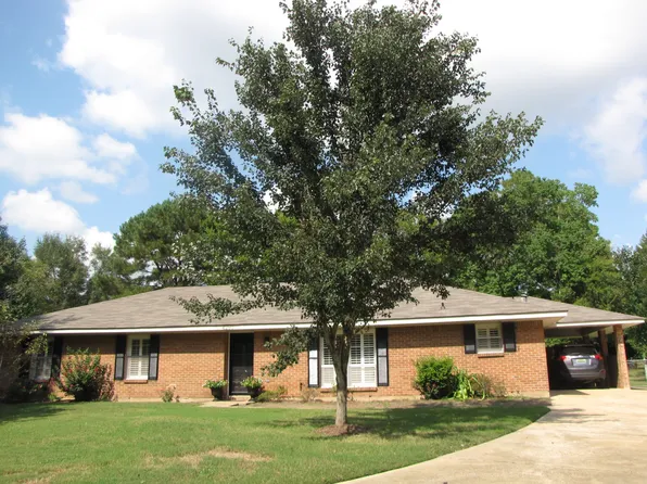 4280 Jackson Ct, Millbrook, AL 36054