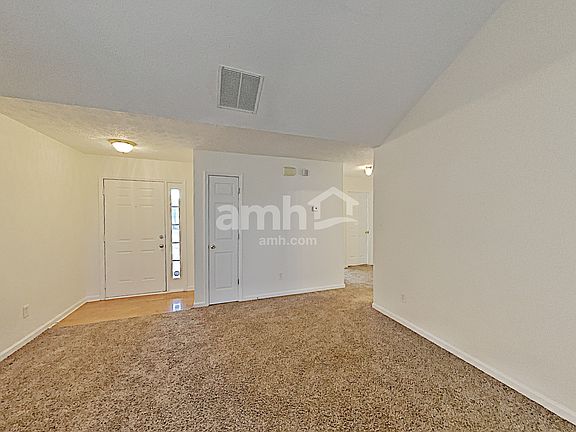 3rd image of 101 Stoney Brook Way