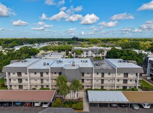 8703 Bardmoor Blvd APT 303, Seminole, FL 33777