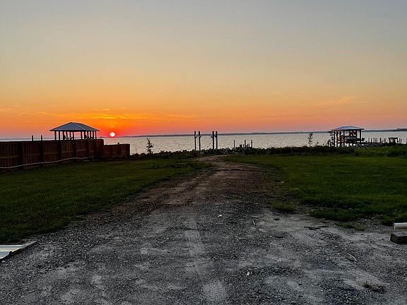 5th image of 395 Turquoise Beach Dr