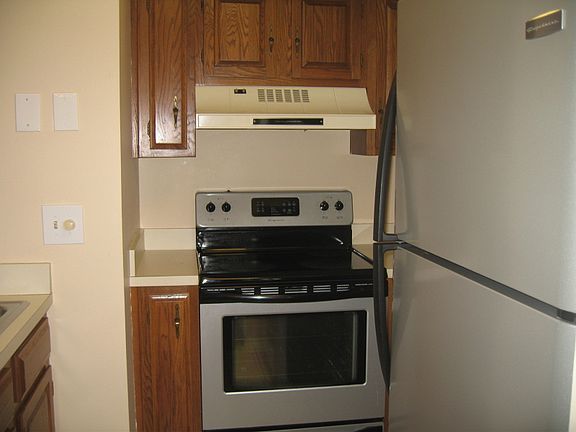 Another viewof the KItchen