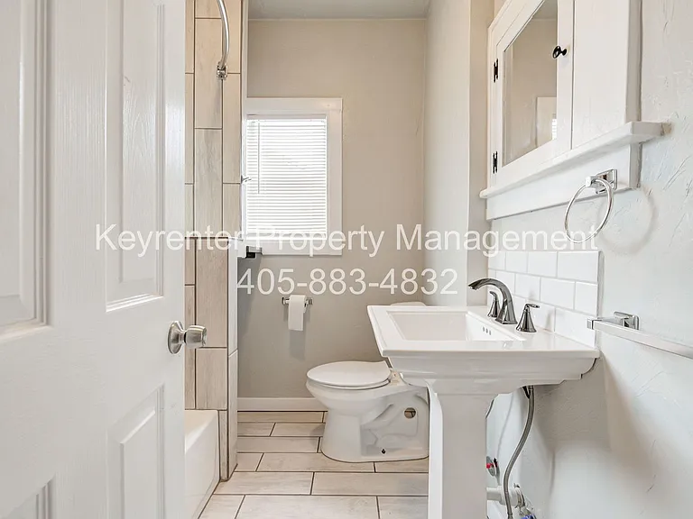 1444 NE 13th St #1446 — Photo 22