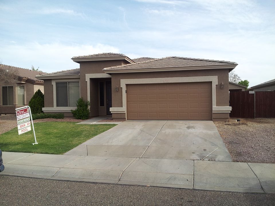 Freshly painted exterior!