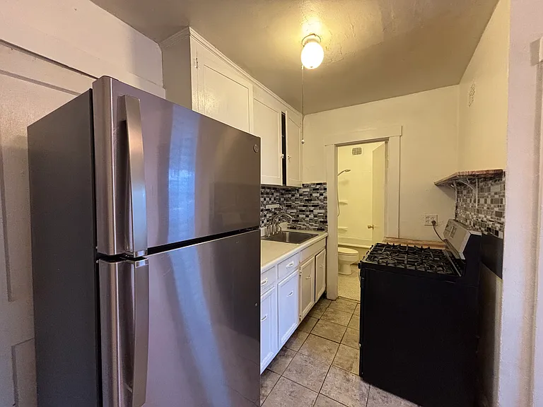 3827 Terrace St #1 — Photo 3
