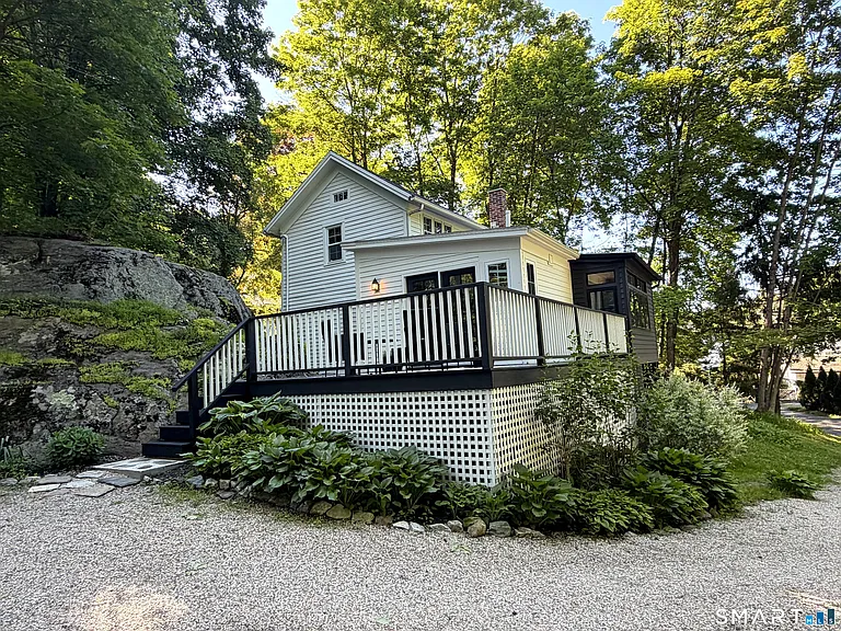 25 E Shore Rd — Photo 23