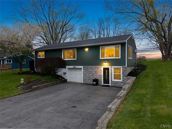 2nd image of 3275 Cottle Rd