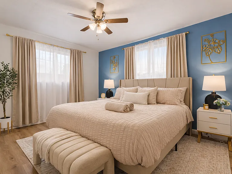 1105 W Berkeley Ct — Photo 39
