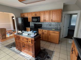 (Undisclosed Address), Shrewsbury, MA 01545