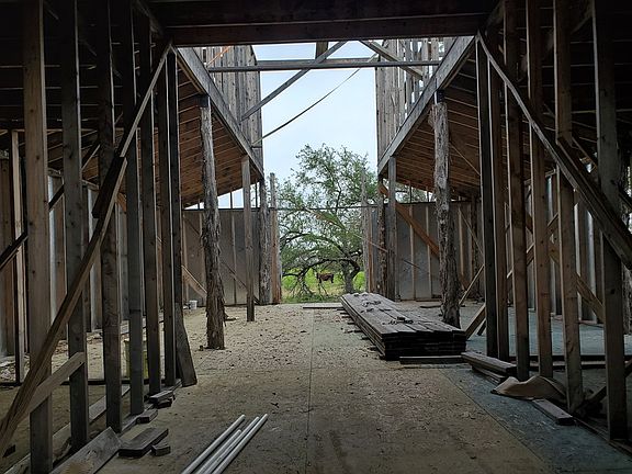 2nd image of 970 Cave Wells Rd