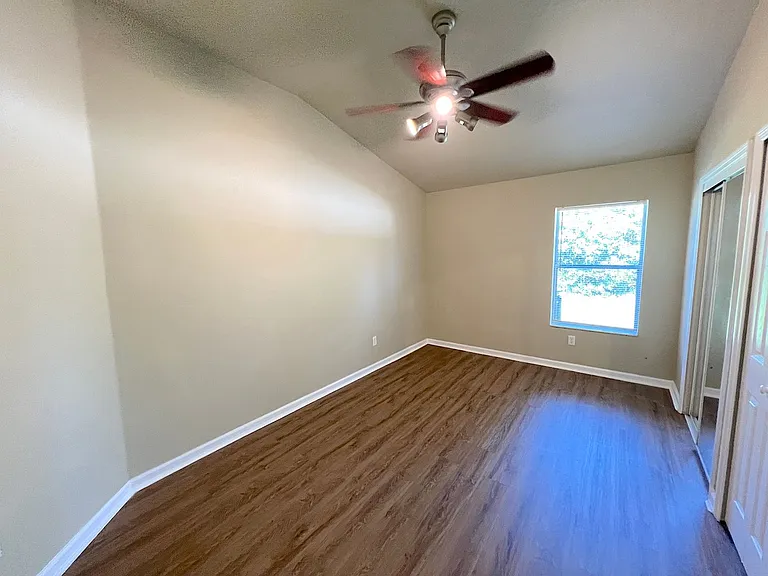 20 Regis Ln #A — Photo 25