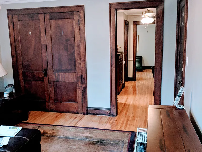 Ashland & Laurel Apartments — Photo 24