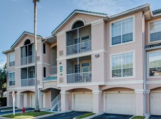 2204 Bay Club Cir, Rocky Point, FL 33607