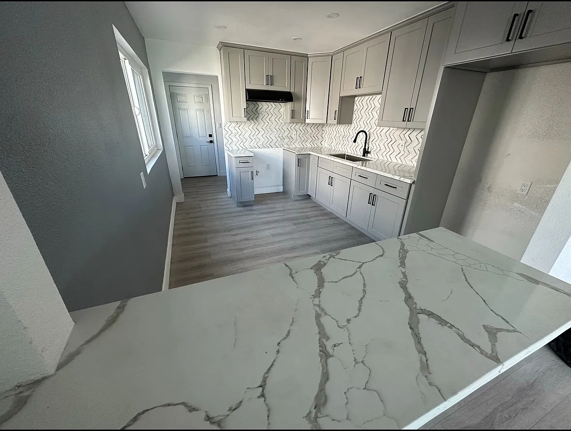 2 bed, $3,000 — Photo 4