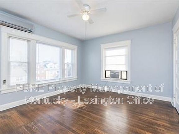 5th image of 262 Kalmia Ave APT 1