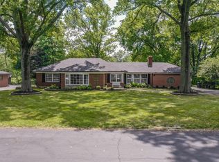 18 Ladue Rdg, Saint Louis, MO 63124