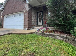 314 Carmel Valley Way, Saint Robert, MO 65584