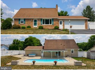 141 Schoolhouse Rd, Palmyra, PA 17078