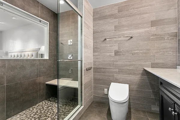 Rented by New York Casas Ltd. | media 63