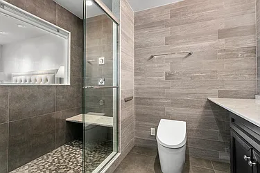 Rented by New York Casas Ltd.