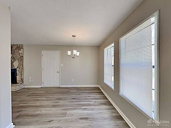 5th image of 198 Belmont Ln