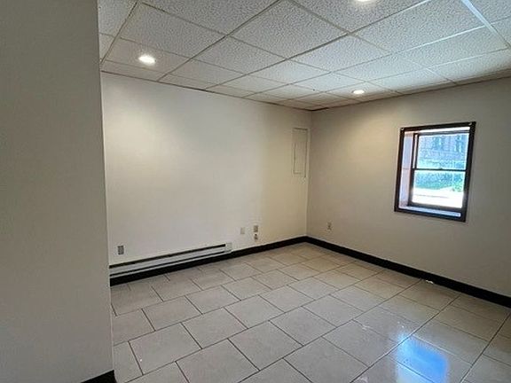 5th image of 233 E Ridge St #5