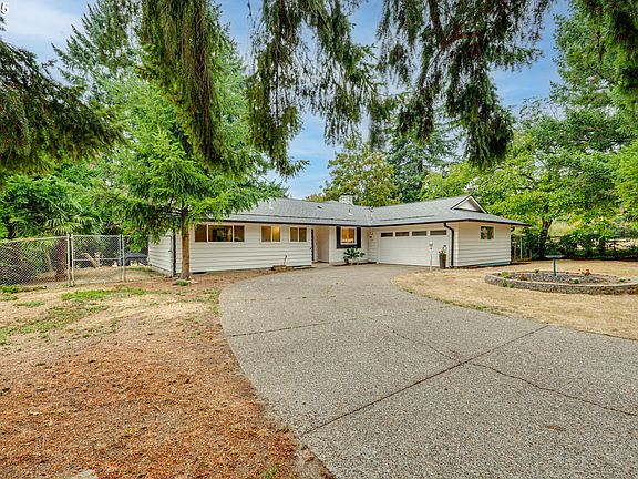 3rd image of 5712 Montana Ln