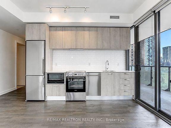 5th image of 57 Saint Joseph St #1008