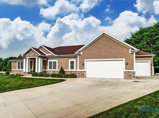 1750 Pinehurst Dr, Findlay, OH