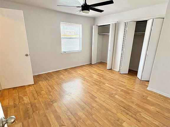 4th image of 313 E Ash Ave