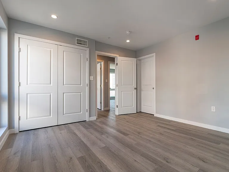808 W Norris Street — Photo 13