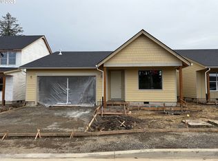 1121 Rachel Ln, Molalla, OR 97038