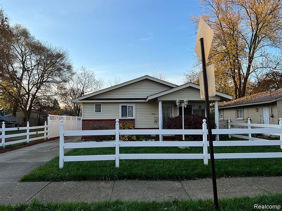 1st image of 261 Hughes Ave