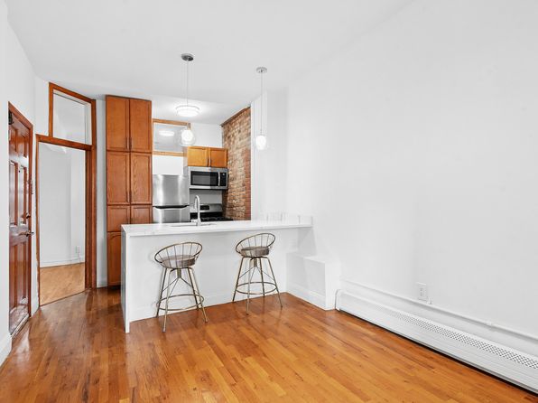 653 De Graw St #1
