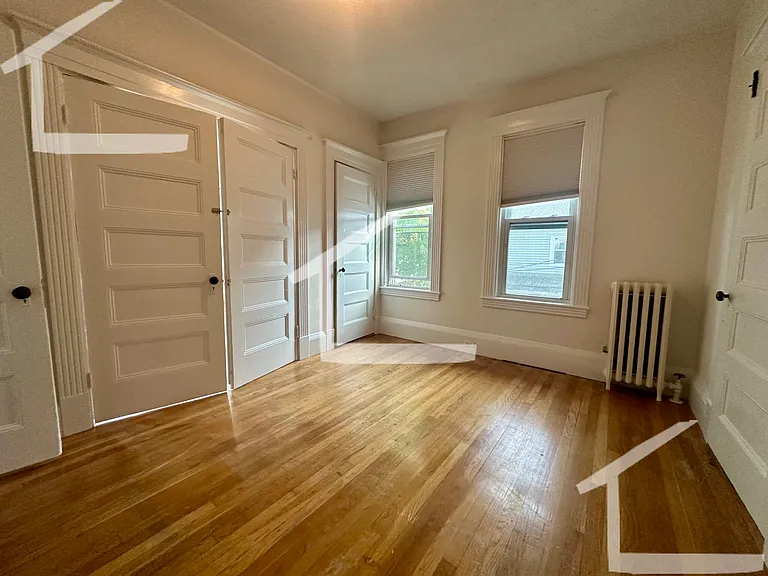 77 Fairbanks St #3 — Photo 9